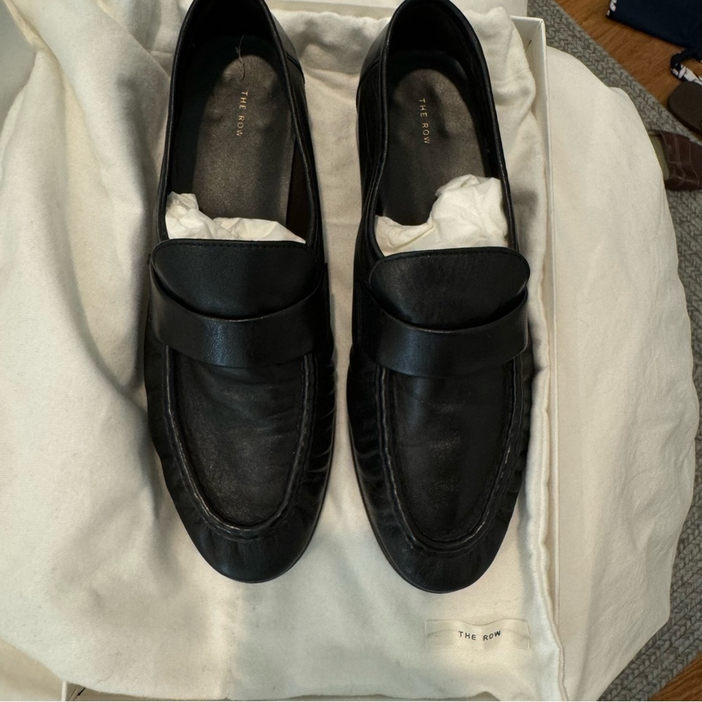 The Row Soft Loafer - Black Nappa Leather
